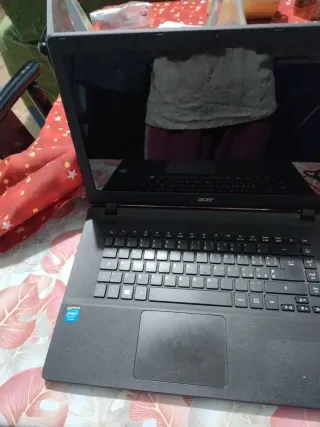 Portatile Acer nero