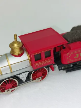 Locomotora Ho Airfix Central Pacific Jupiter