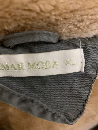 Parka Zara verde forrada talla XL