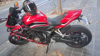 Honda CBR 650R Roja (2021)