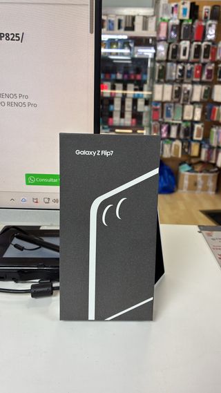 Samsung Galaxy Z Flip7 256GB