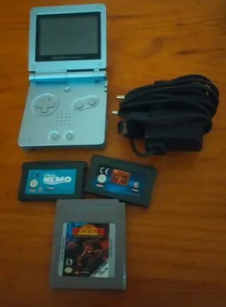 Nintendo Game Boy Advance SP Plata