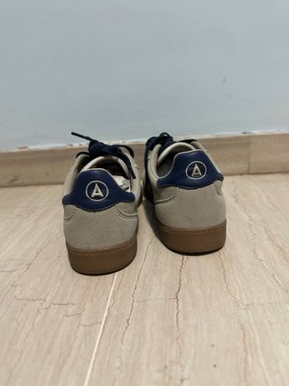 Zapatillas Alvaro Moreno Talla 39 Beige/Azul