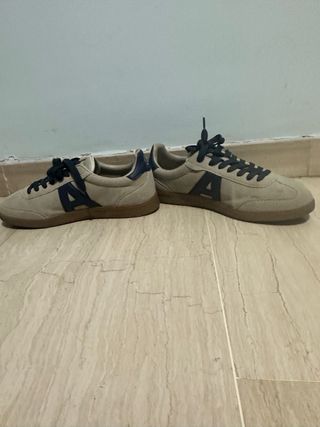 Zapatillas Alvaro Moreno Talla 39 Beige/Azul