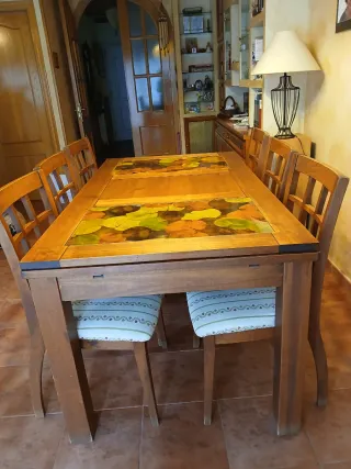 OCASIÓN. 2 mesas extensible y elevable y 6 sillas