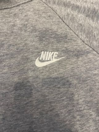 Sudadera Nike Gris
