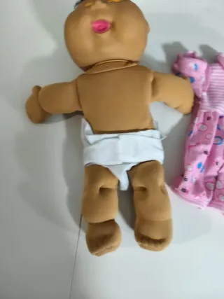 Muñeca Cabbage Patch Kids con Ropita escucho ofert