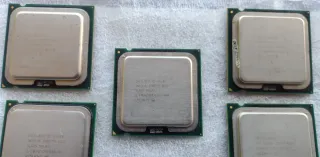 Lotto di 6 processori Intel Socket 478