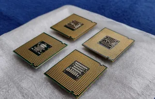 Lote 4 procesadores Intel Socket 775