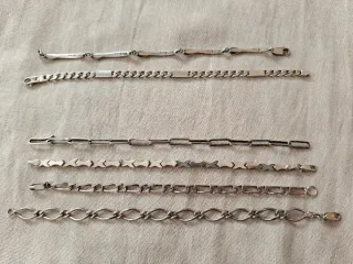 Pulseras plata  20-25€