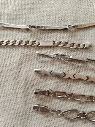 Pulseras plata  20-25€