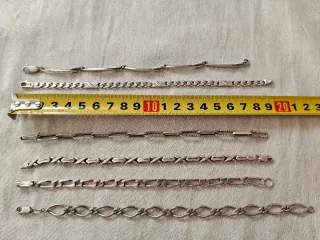 Pulseras plata  20-25€