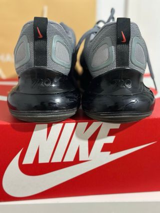 Nike Air Max 720 Talla 43 Gris Naranja