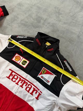 Chaqueta Ferrari F1 Vintage Negra Blanca y Roja L