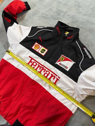 Chaqueta Ferrari F1 Vintage Negra Blanca y Roja L