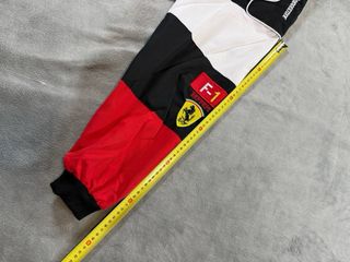 Chaqueta Ferrari F1 Vintage Negra Blanca y Roja L