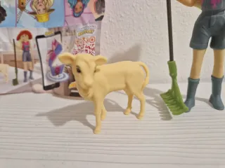 Barbie contadina con capretto e attrezzi