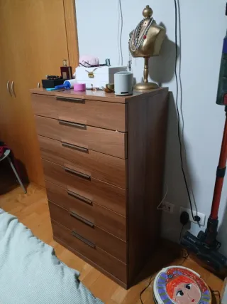 Habitación Matrimonio: Cabecero, 2 Mesitas, Cómoda