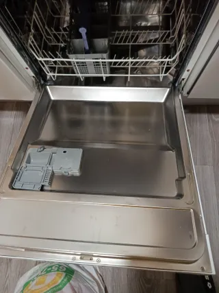 Lavavajillas Beko en buen estado