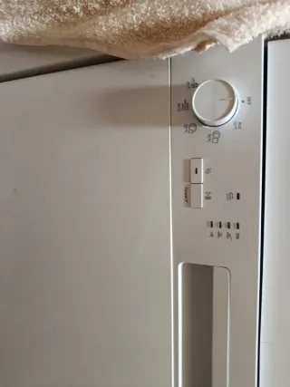 Lavavajillas Beko en buen estado