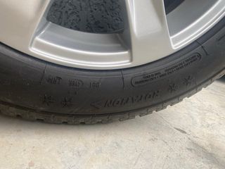 4 neumáticos nuevos con llantas precio negociable