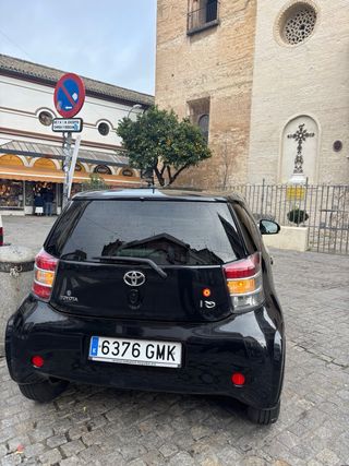 Toyota iQ 2010 #smart#