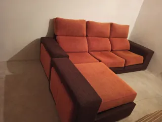 Sofá modular tela naranja y marrón