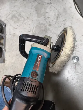 Pulidora Makita 9227 CB