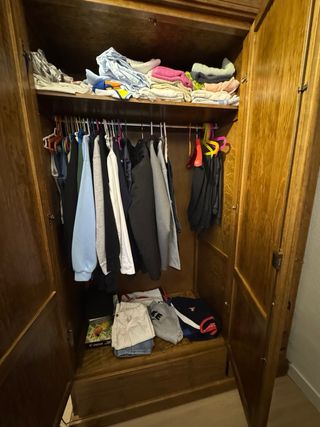 Armario madera 3 puertas