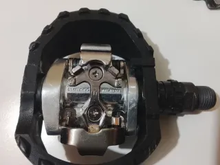 Pedales Shimano PD-M424