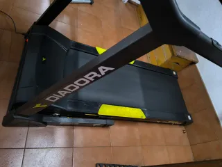 Tapis roulant professionale DIADORA RAZOR 9.7
