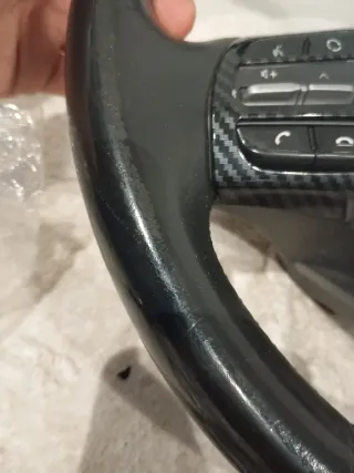 Volante Hyundai Kona