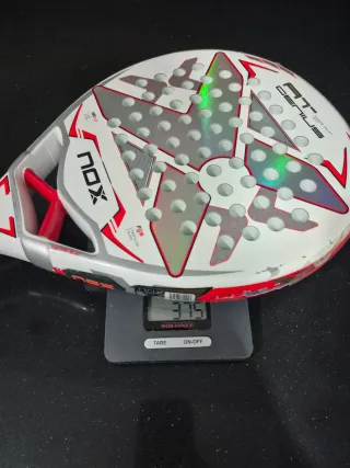 Pala de pádel Nox AT10 Pro Cup 2024