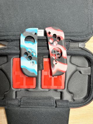 Funda Nintendo Switch Super Mario y accesorios