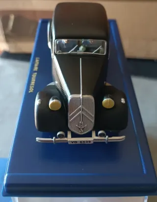 Tintin Coche 1/43 22 Citroën 15 / 6 Asunto Tornaso