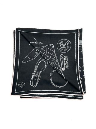 Foulard Chanel Negro y Rosa
