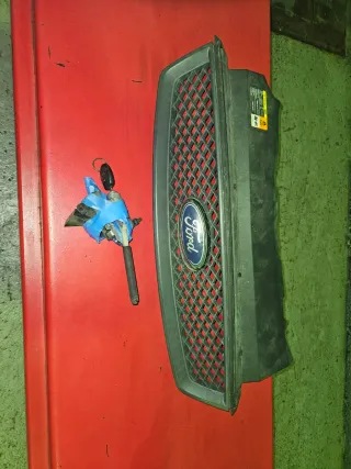 Parilla Ford Focus con cerradura