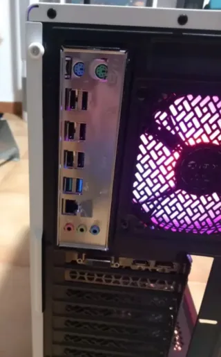 PC Gamer Económico GTX 1650 16GB RAM Xeon