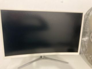 Monitor HKC Blanco y Plateado