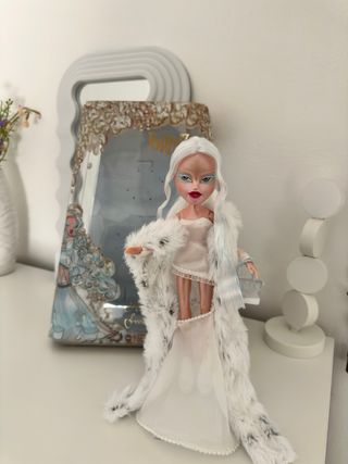 Bratz Holidayz Frosty Nightz Muñeca