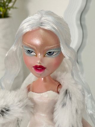 Bratz Holidayz Frosty Nightz Muñeca