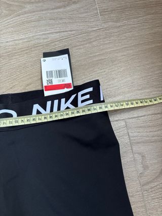 MALLAS CORTAS NIKE PRO negras