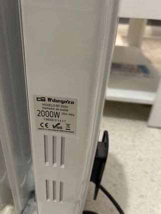 Calentador de aceite Orbegozo RF 2000