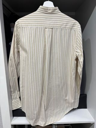 Camisa GANT Rayas Beige y Blanca