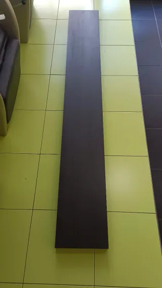 Estantería flotante Ikea