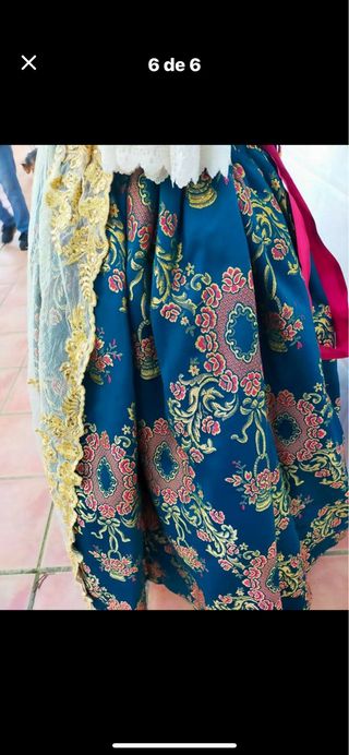 Traje de Fallera azul y dorado