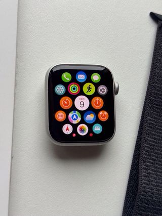 Apple Watch SE 2ª gen 44mm GPS Argento
