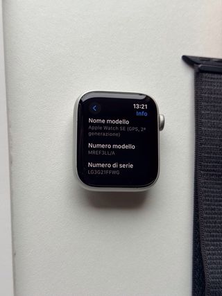 Apple Watch SE 2ª gen 44mm GPS Argento