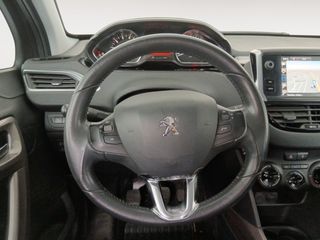 Peugeot 2008 1.2 PureTech Style