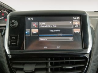 Peugeot 2008 1.2 PureTech Style